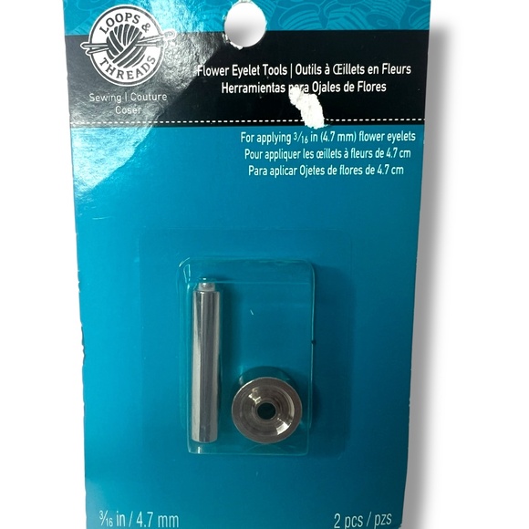 Loops & Threads Flower Eyelet Tool For Applying 3/16"‎ Flower Eyelets - Picture 1 of 6